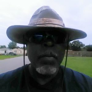 Meet your Posher, Gregory